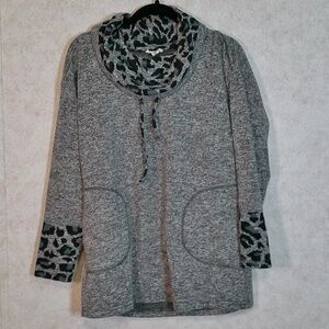 LKNW Tribal Jeans Gray Cowl Neck Pullover Sweatshirt Leopard Print Trim Size Med
